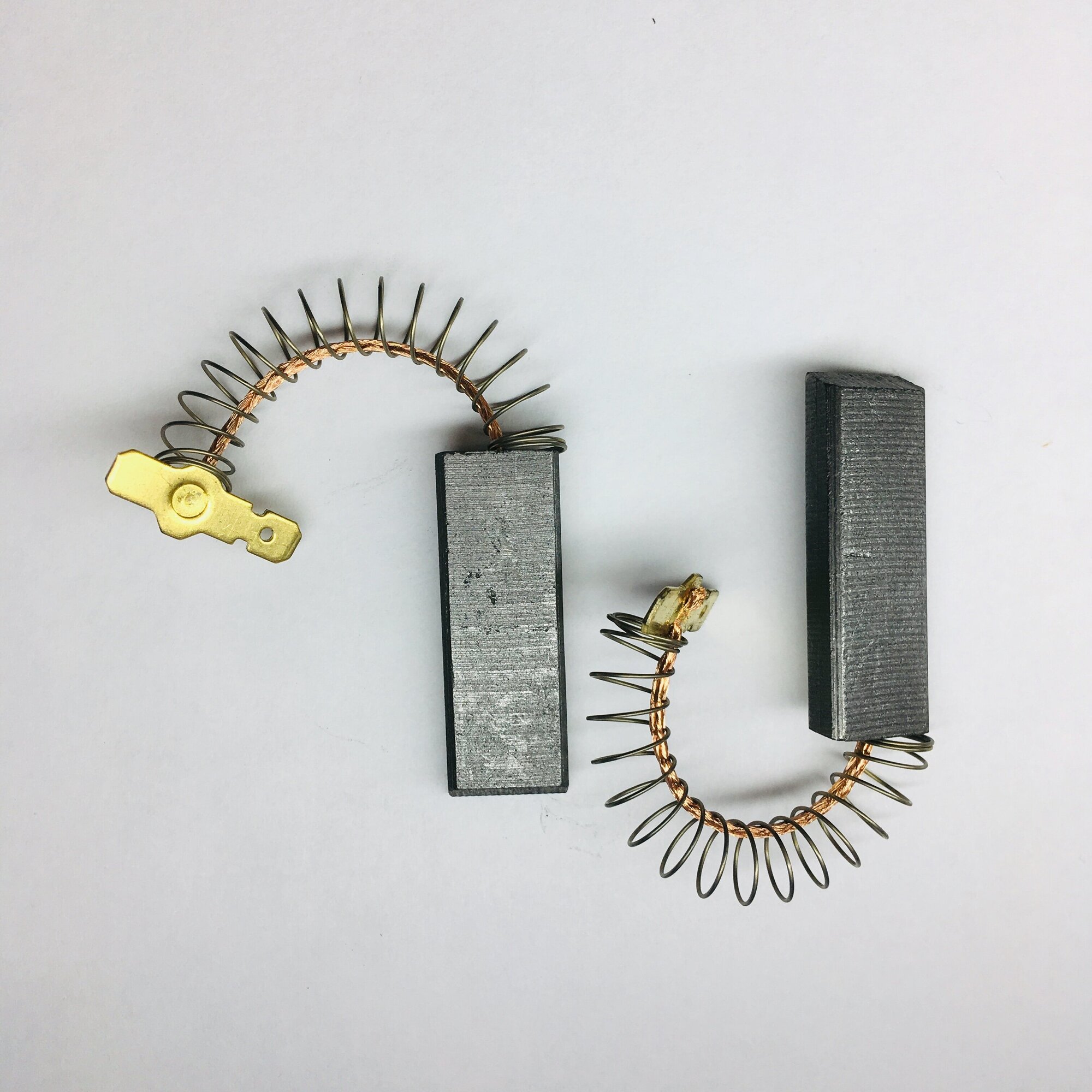 Угольные щетки электродвигателя 5x12,4x36мм с пружиной, сэндвич, 2 шт. для Bosch, Siemens, С036 - 17